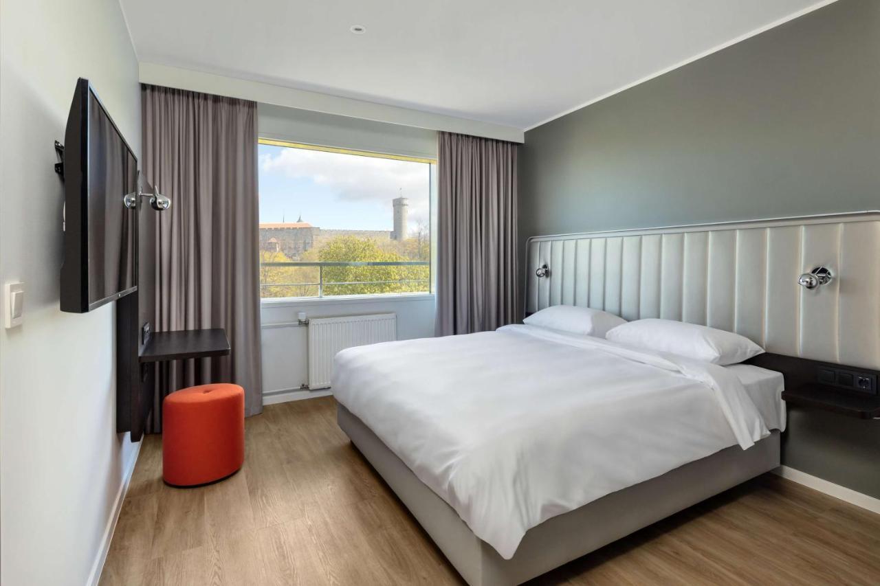 Suite One Bedroom,1436603422:JPEG
