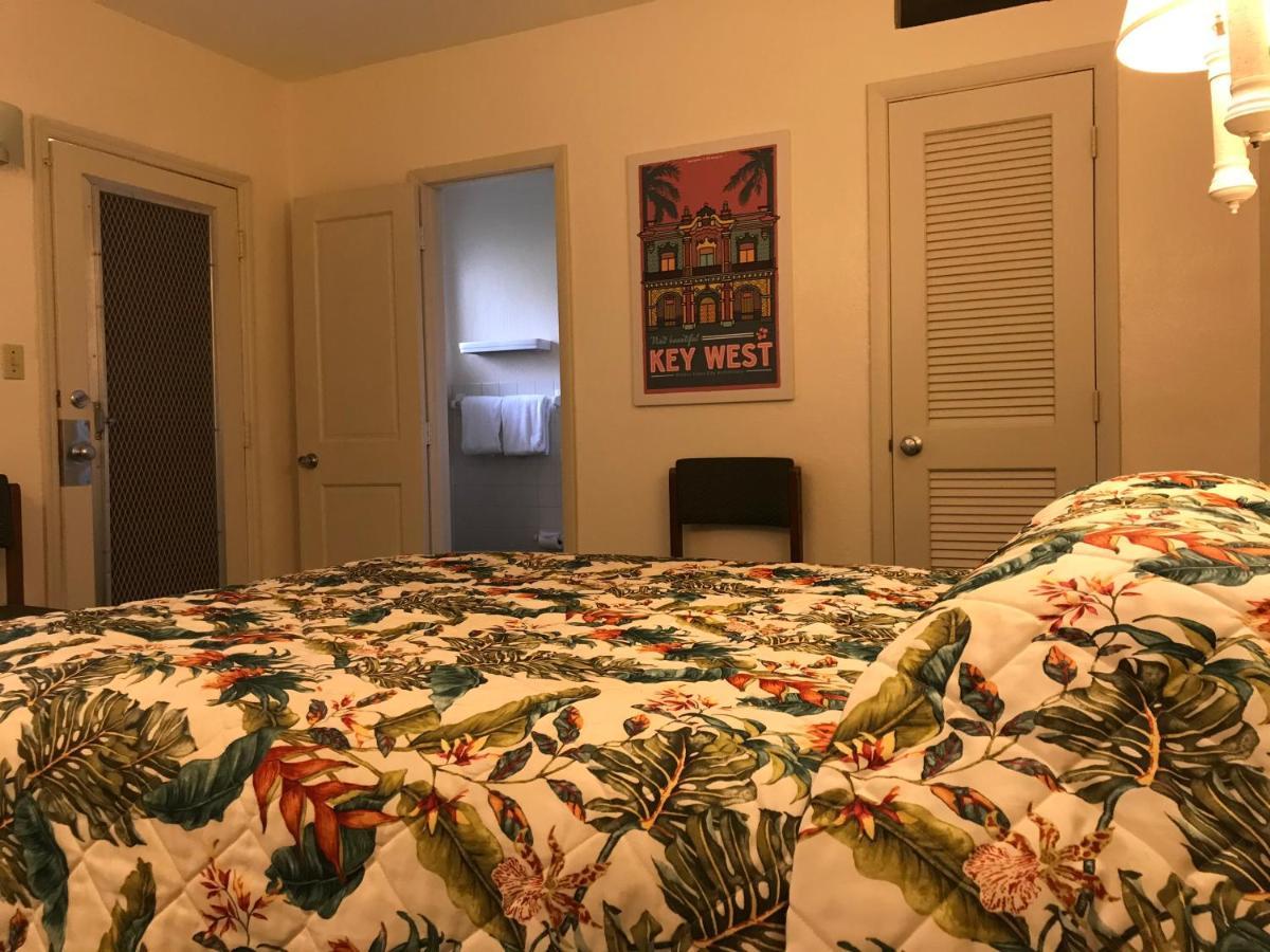 Queen Room,127771722:JPEG