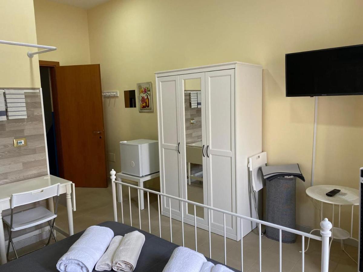 Double Room with Balcony,1041700102:JPEG