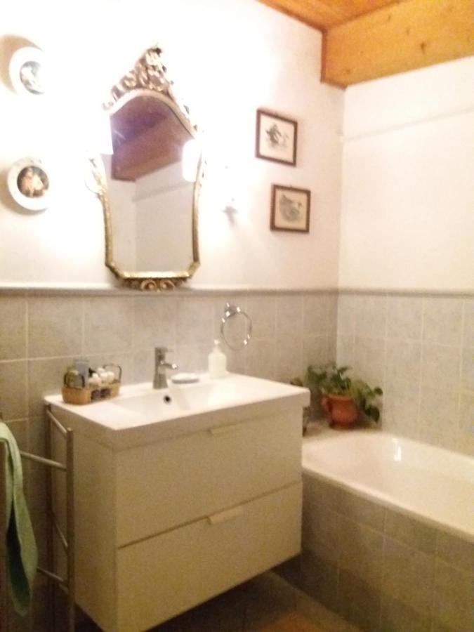 Camera Tripla Basic con Bagno in Comune