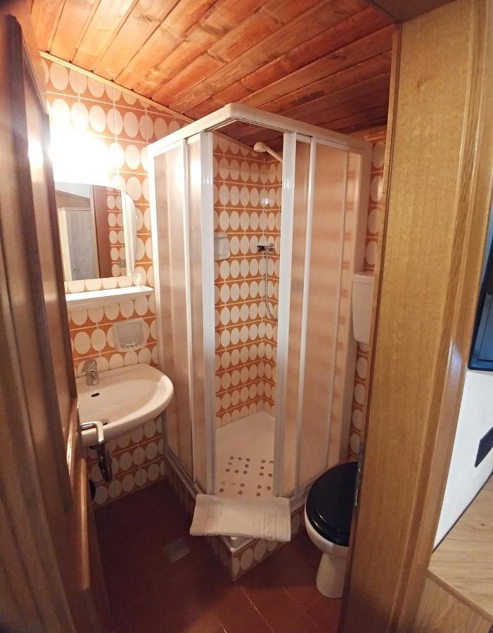Small Single Room