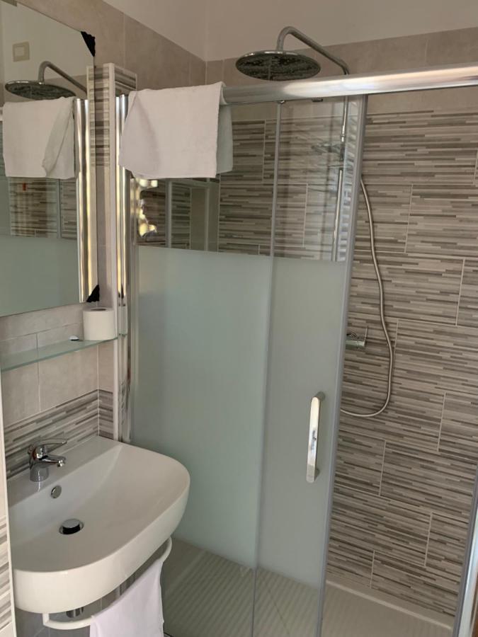 Driepersoonskamer met Eigen Badkamer