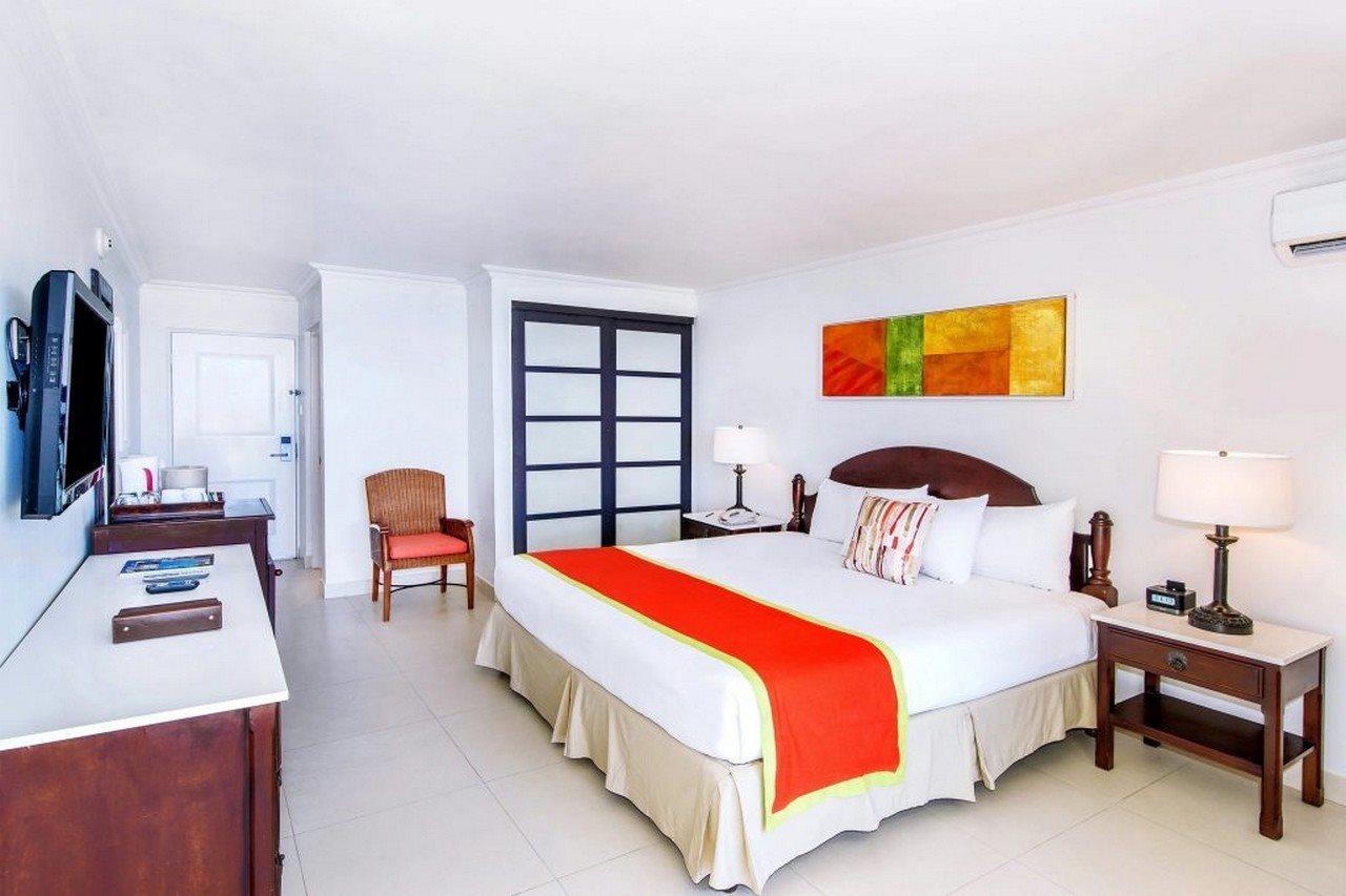 Habitación Deluxe con cama extragrande y vistas al océano
