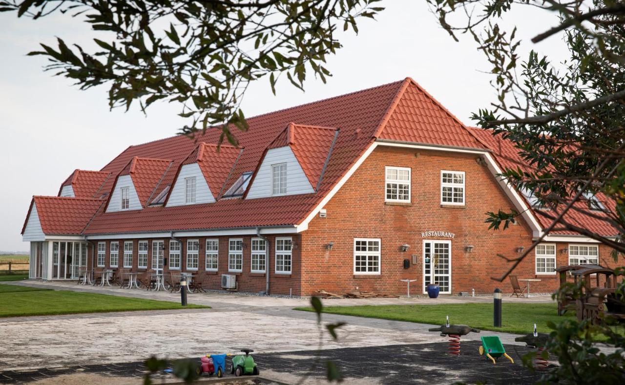 Standaard Tweepersoonskamer met 2 Aparte Bedden - Gedeelde Badkamer