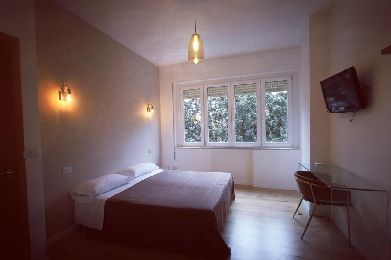 Standard Double Room,1045483504:JPEG