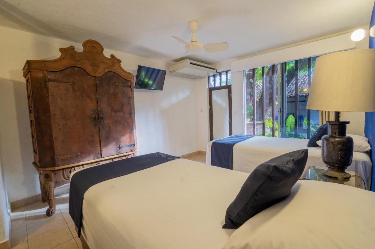 Twin Beds Deluxe