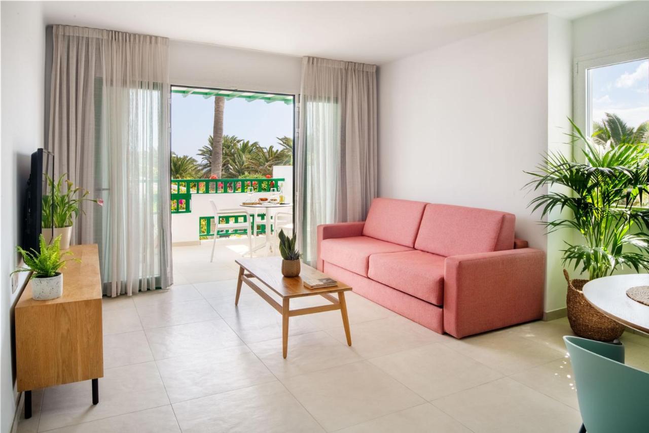 One-Bedroom Apartment (2 Adults),1069250326:JPEG