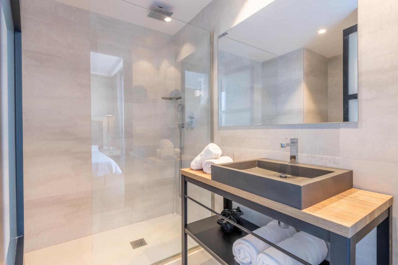 Superior Two-Bedroom Apartment Terrace
