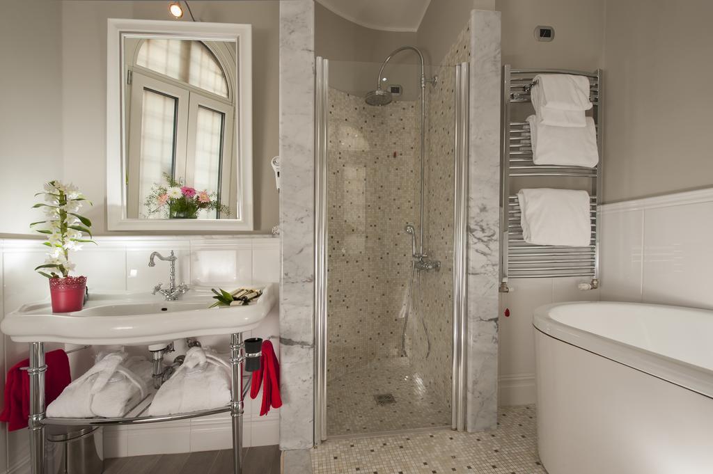 Deluxe Double Room Spa Bath