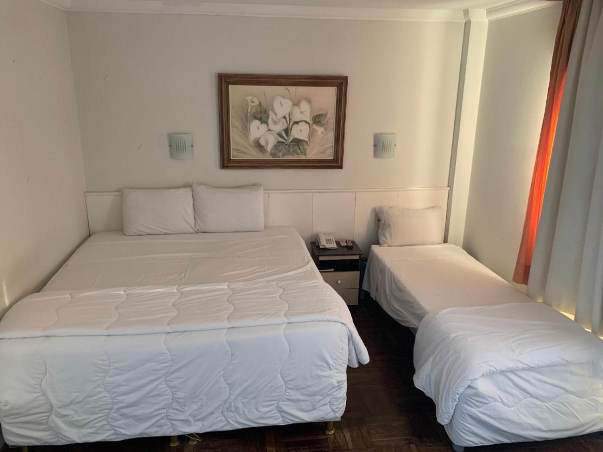 Quarto Triplo Standard