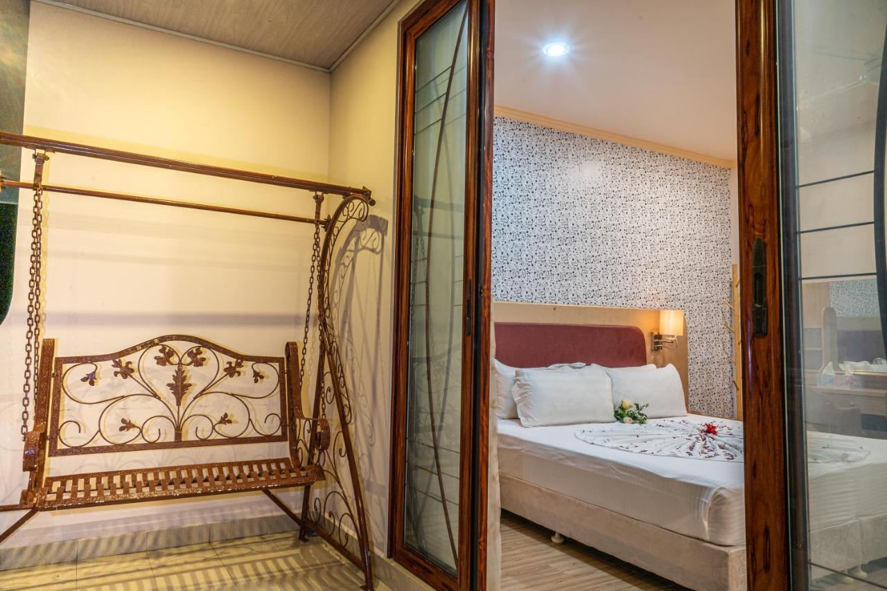 Deluxe Double or Twin Room Sea View