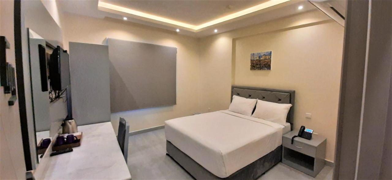 Standard Queen Room,1115829951:JPEG