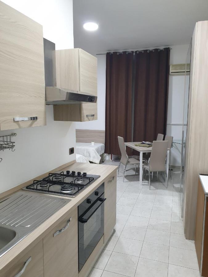 Family Room,1125381780:JPEG