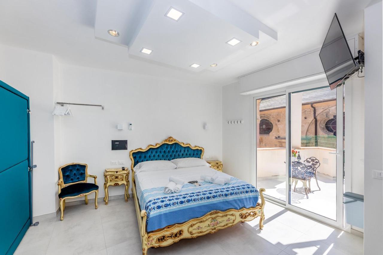 Deluxe Family Suite