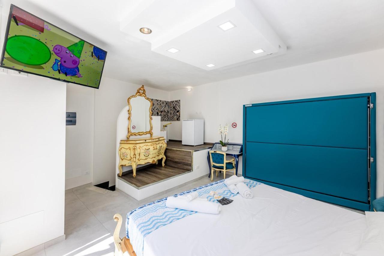 Deluxe Family Suite