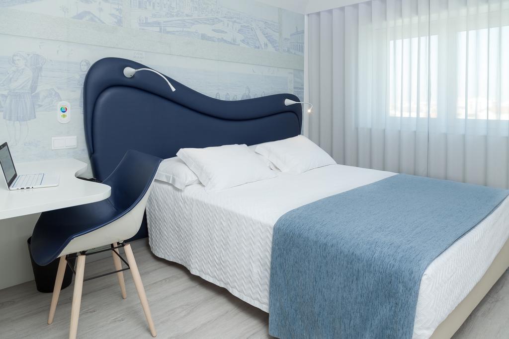 Quarto Duplo Deluxe com Chuveiro