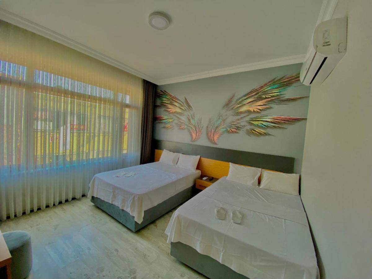 Family Room,1157228199:JPEG