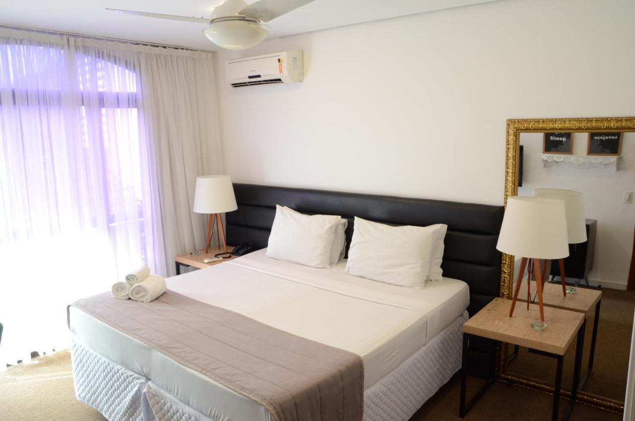 Quarto Duplo