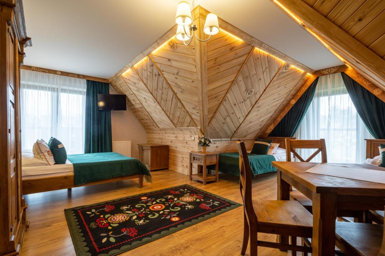 Deluxe Family Room Balcony