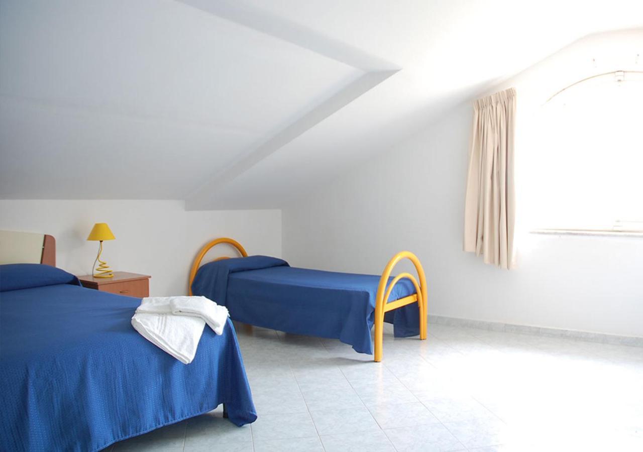 Three-Bedroom Apartment with Sea View,1152777567:JPEG