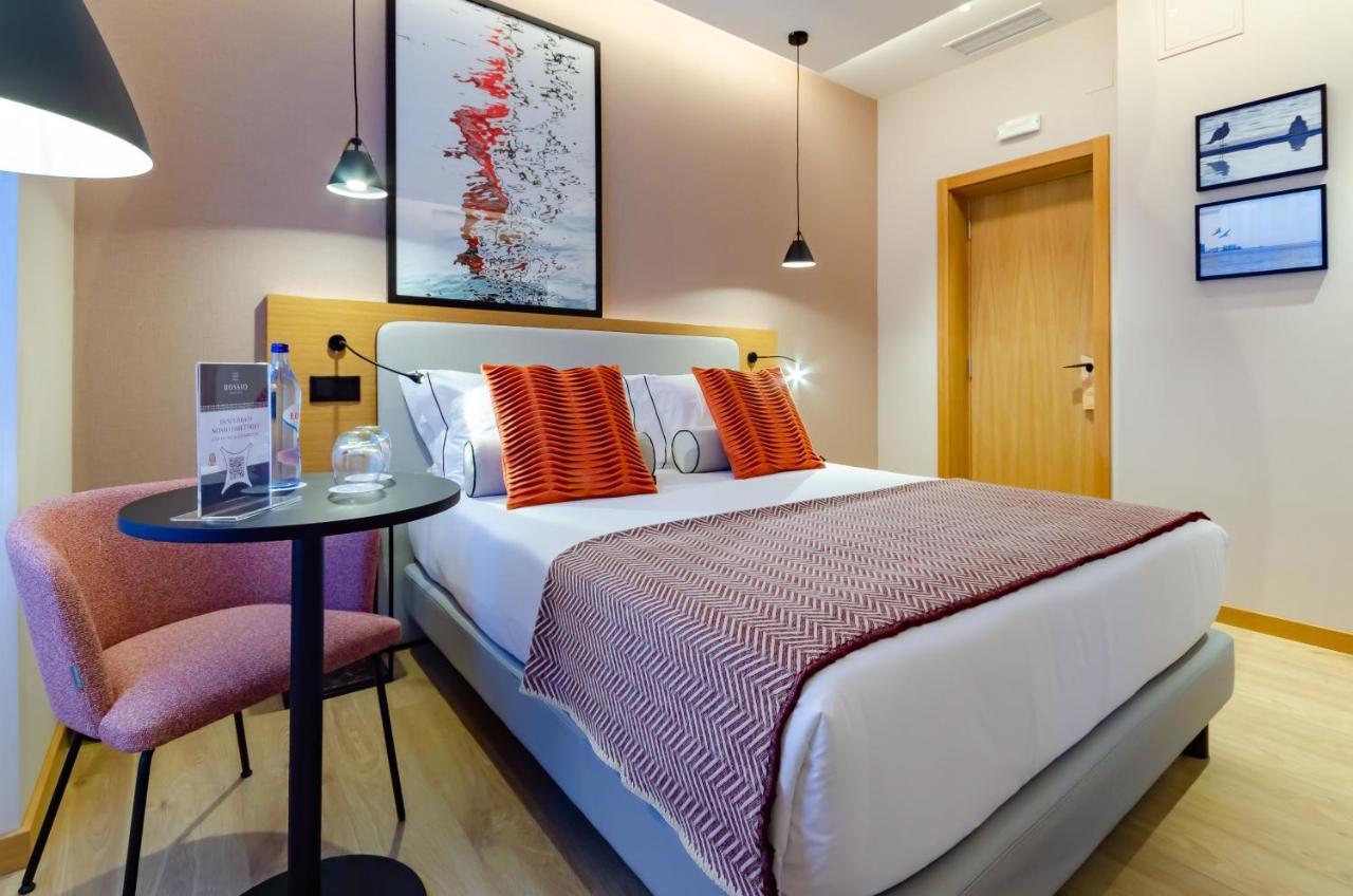 Quarto Superior com Cama de Casal ou 2 de Solteiro