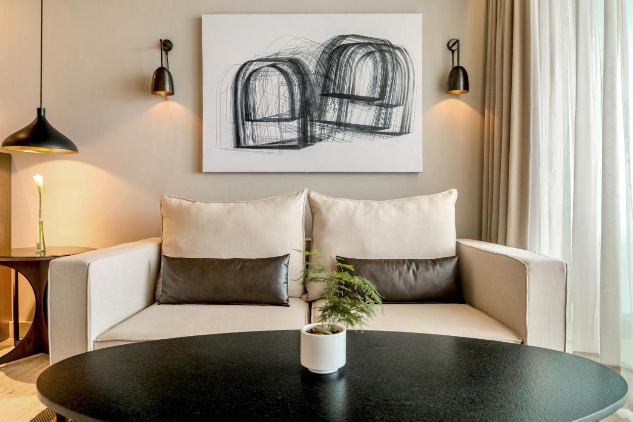 King Room with One King Bed and Balcony - Downtown House,1162785378:JPEG