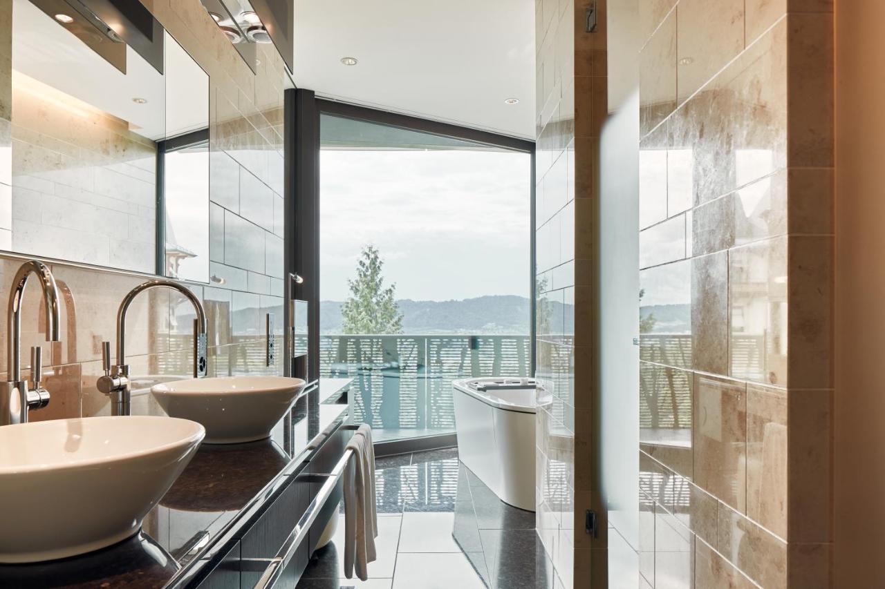 Deluxe Junior Suite with Balcony and Lake View,1177433635:JPEG