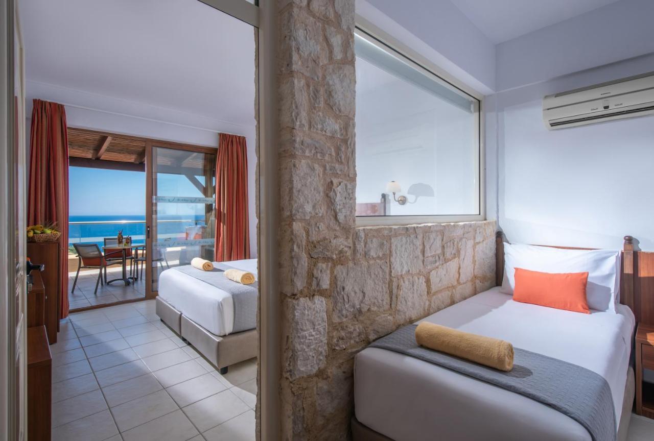 Camera Familiare con 2 Camere da Letto e con Vista Mare
