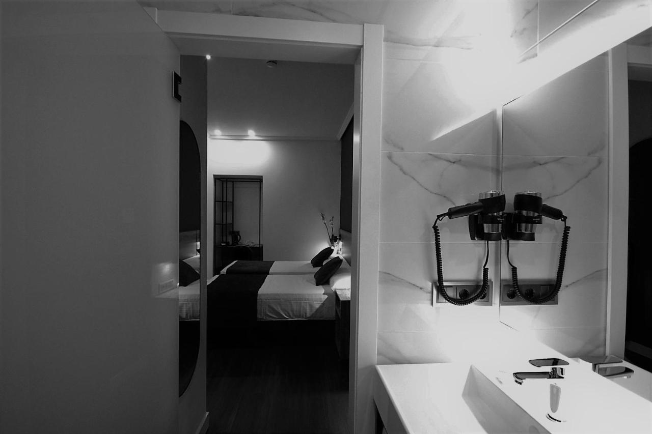 Standard Twin Room,1182246556:JPEG