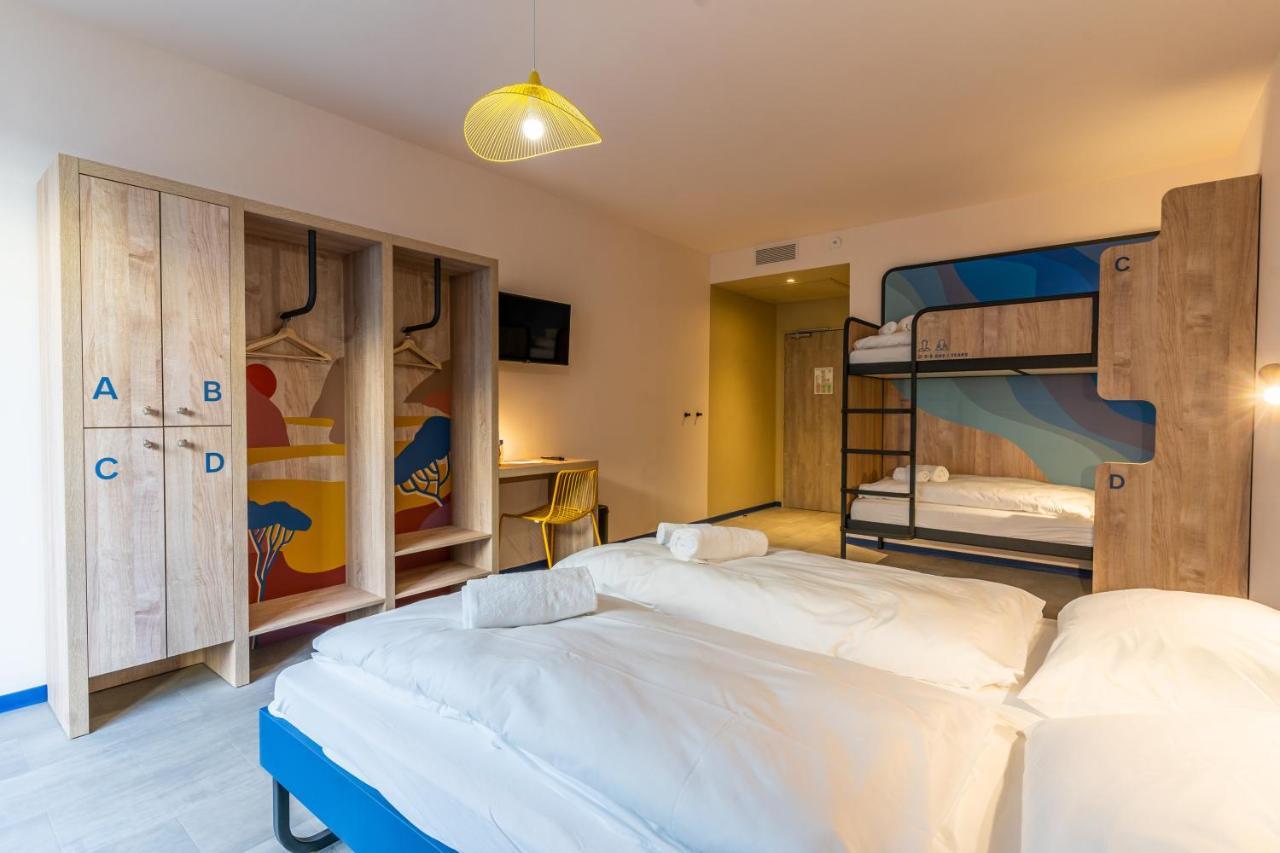 Quadruple Room,1182702139:JPEG