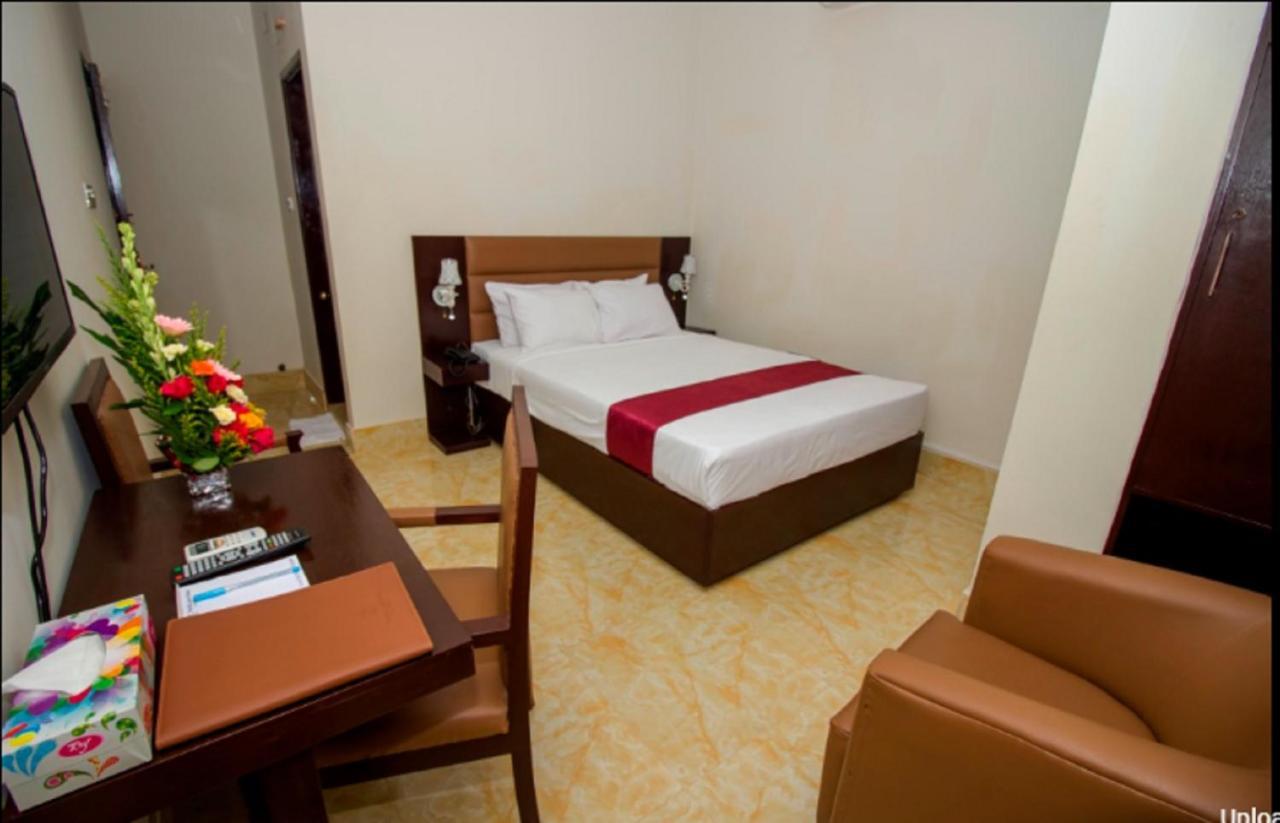 Deluxe Single Room