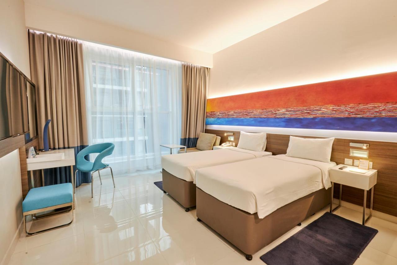 Twin Room - includes 20% off Food & Beverage (excluding in-room dinning),1187459551:JPEG