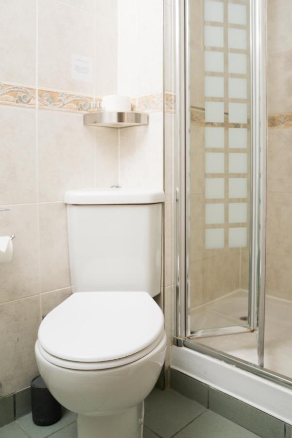 Chambre Simple Standard avec Douche