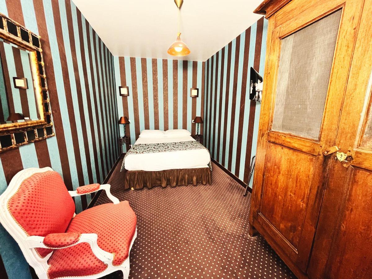 Grande Chambre Familiale (8 Personnes)