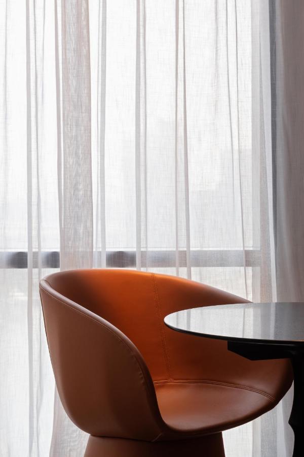 2 Twin Standard Downtown View  with 25% off on F&B with early check in - late checkout until 31st Aug, 26