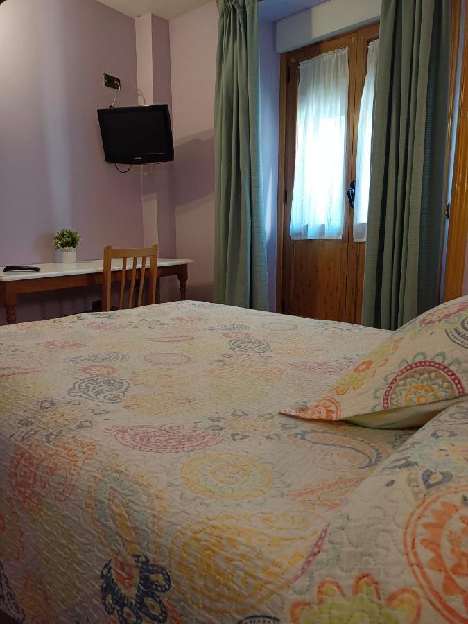 Economy Double Room,464736786:JPEG