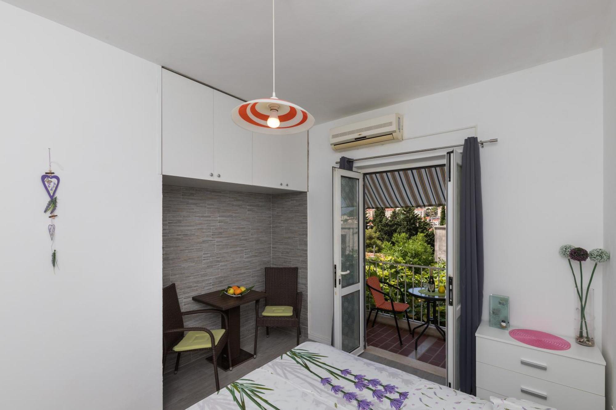 Habitación Doble con baño compartido