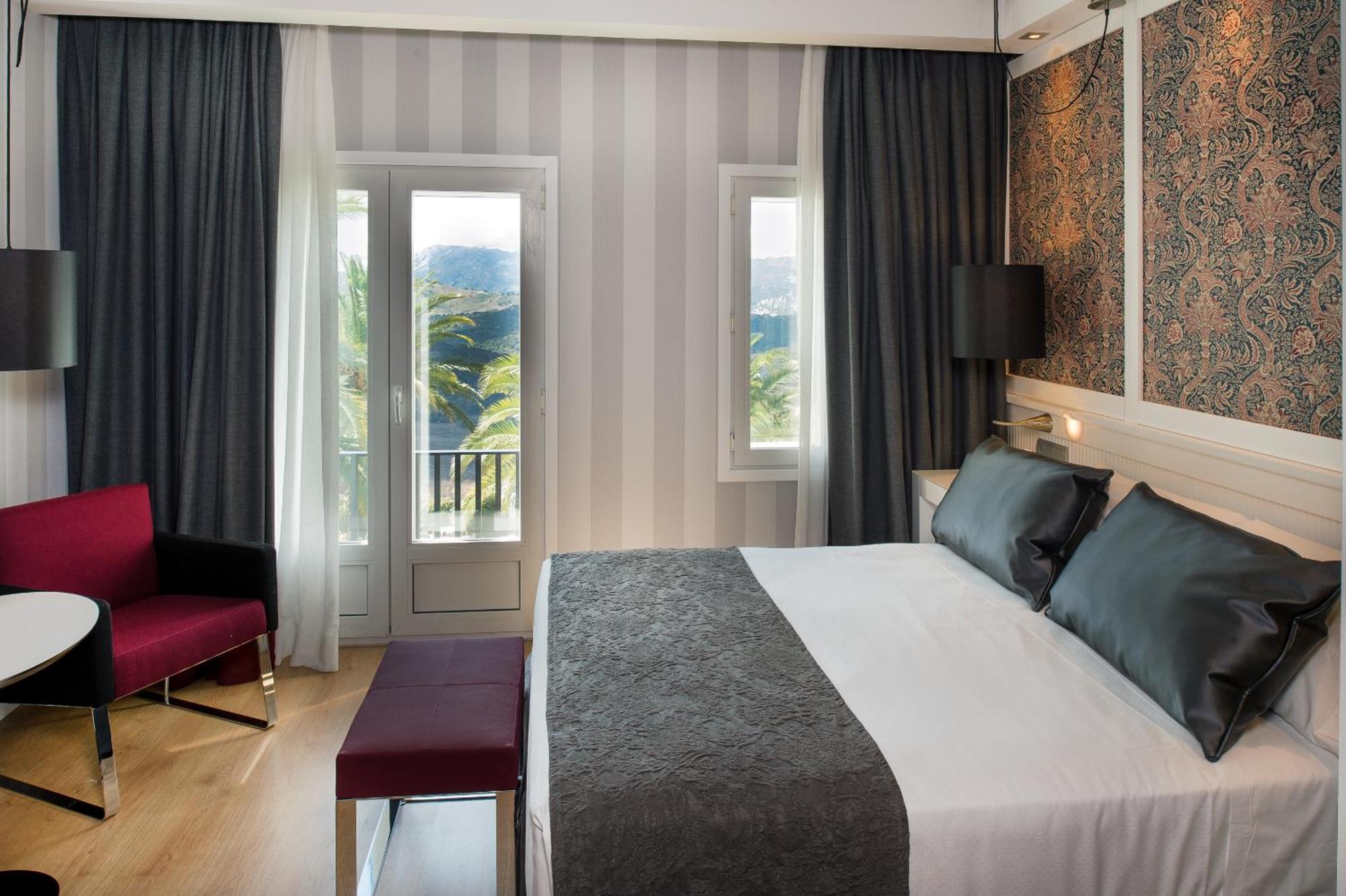 Superior Double Room with Terrace