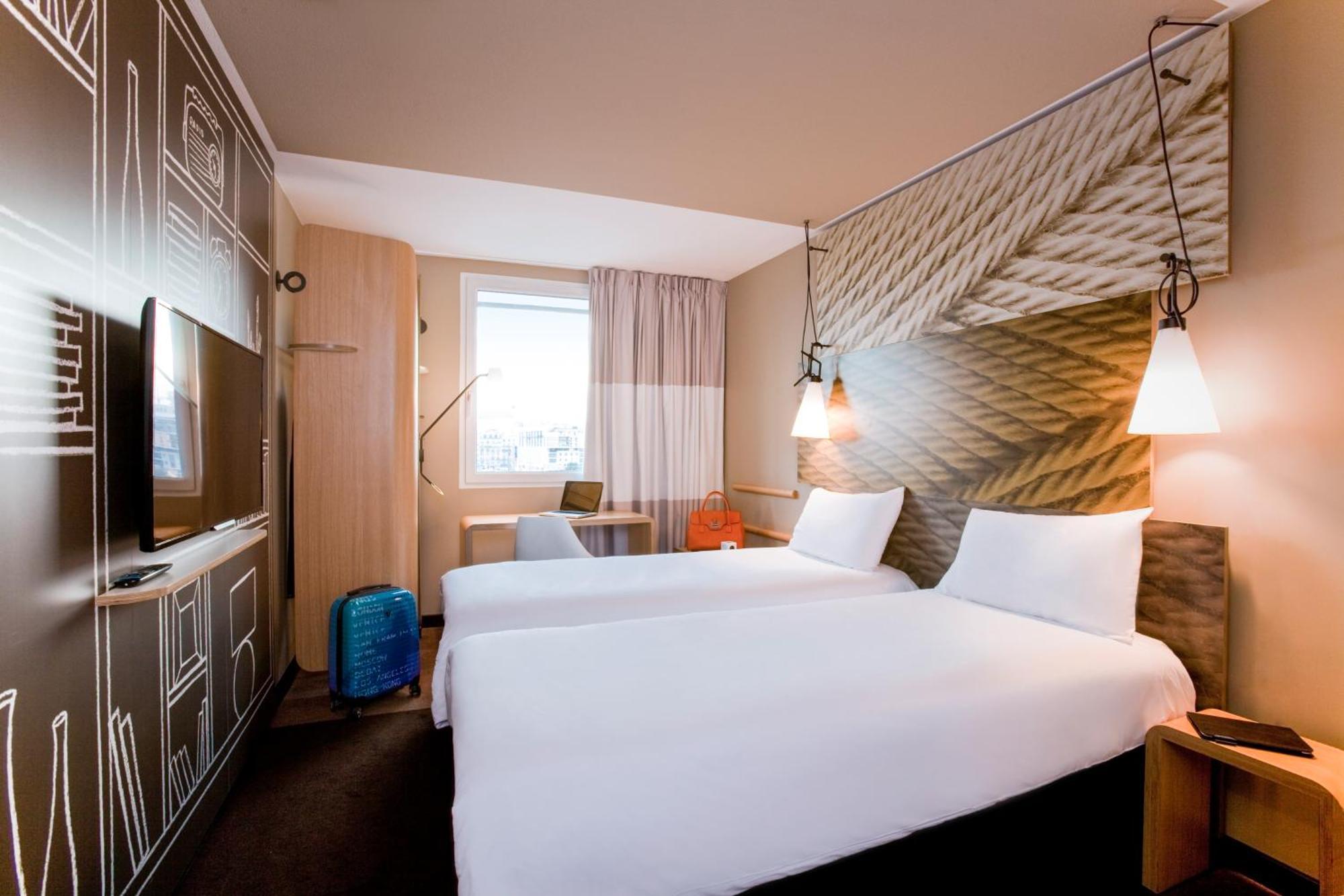 Chambre Standard avec 1 Lit Double et 1 Lit Simple