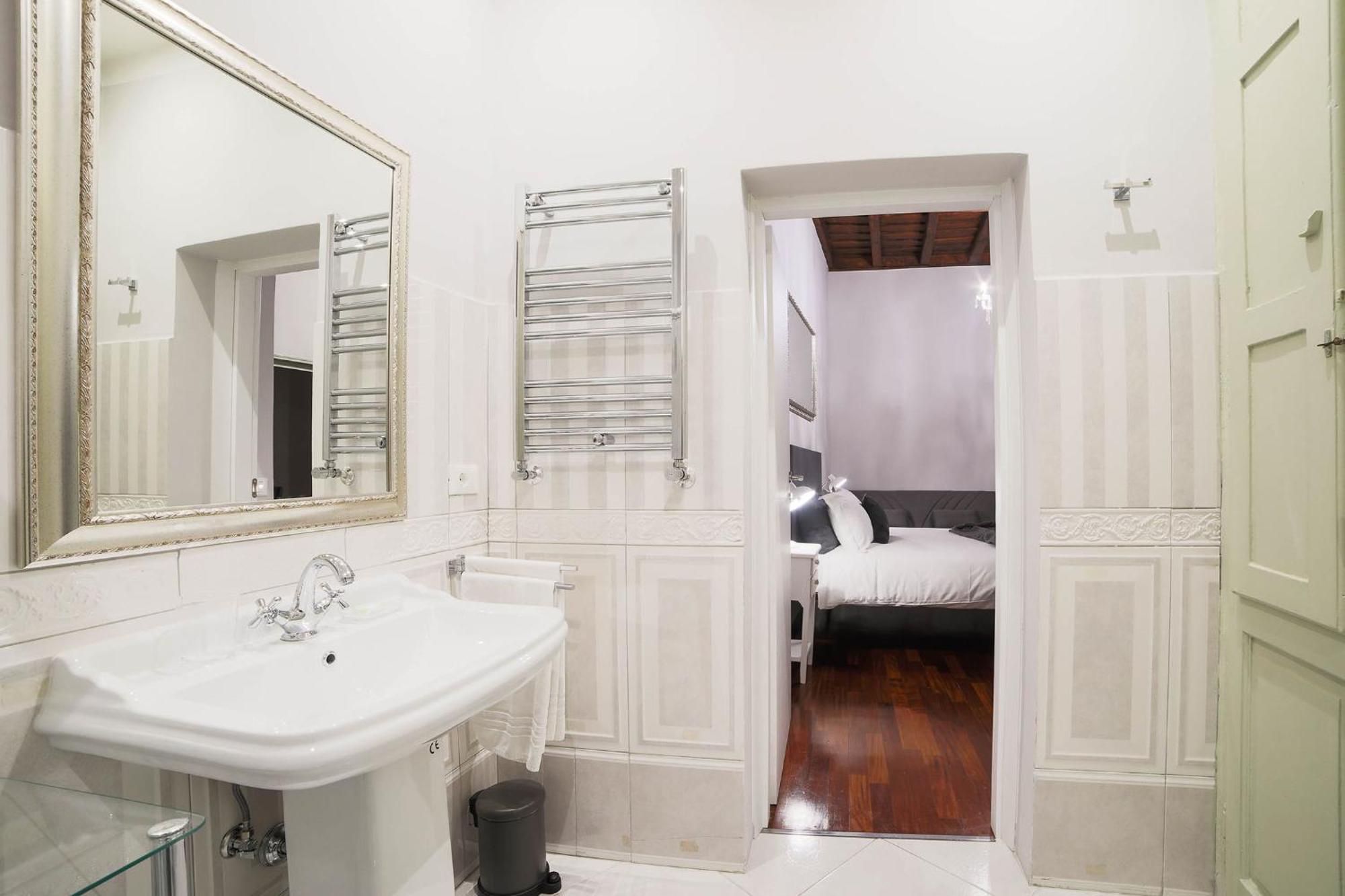 Large Double Room