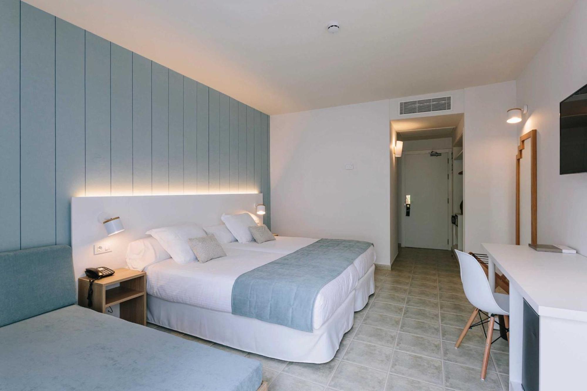 Standard Double Room,1583177081:JPEG