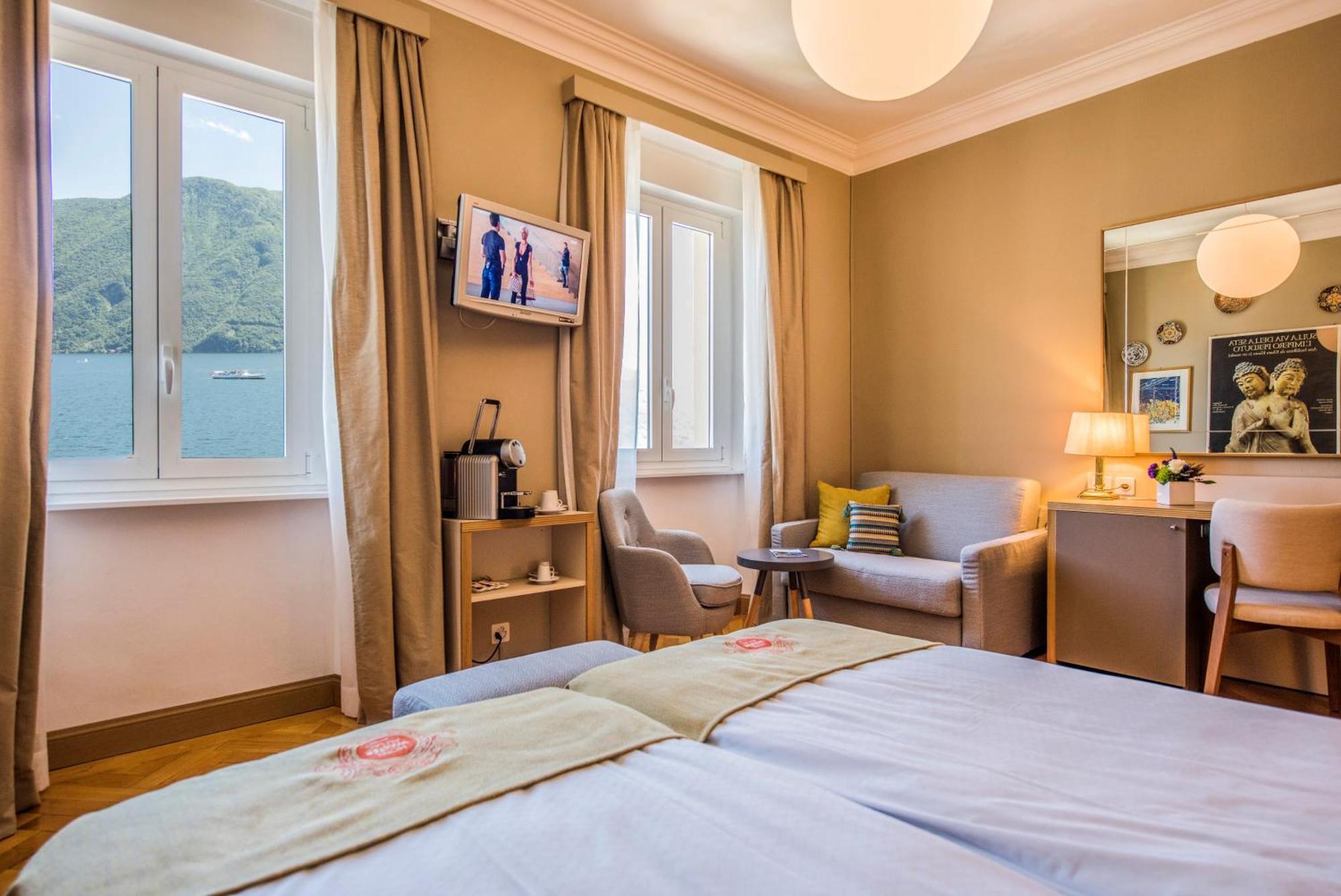 Premium Twin Room Lake View