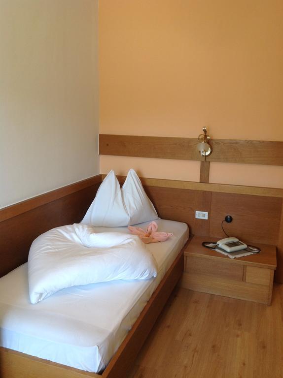 Single Room Balcony,1588157861:JPEG