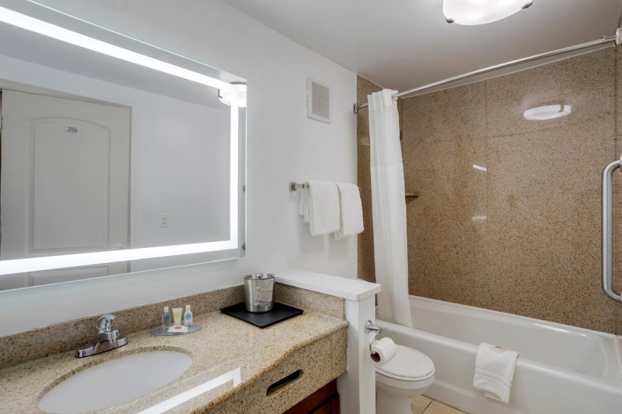 Dual Queen,1245081640:JPEG