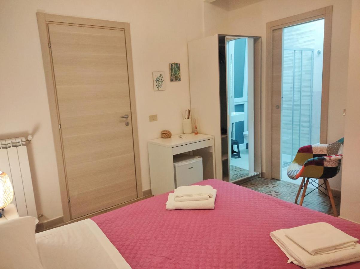 Double Room Private Bathroom
