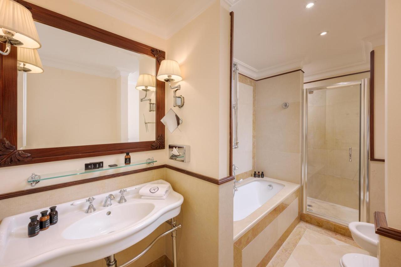 Panoramic Executive Suite