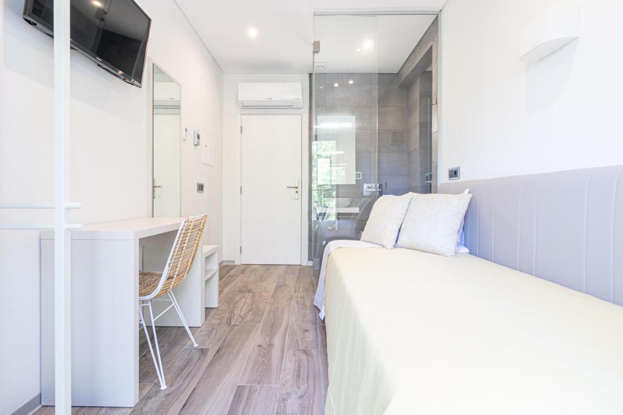 Quarto Individual com Varanda