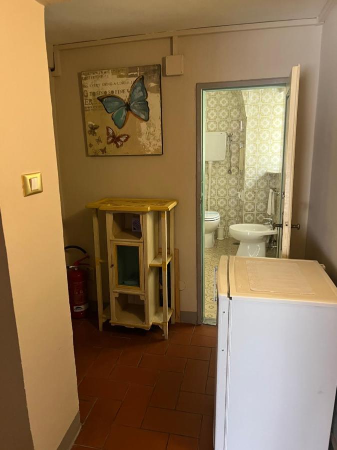 Family Room,1261993903:JPEG