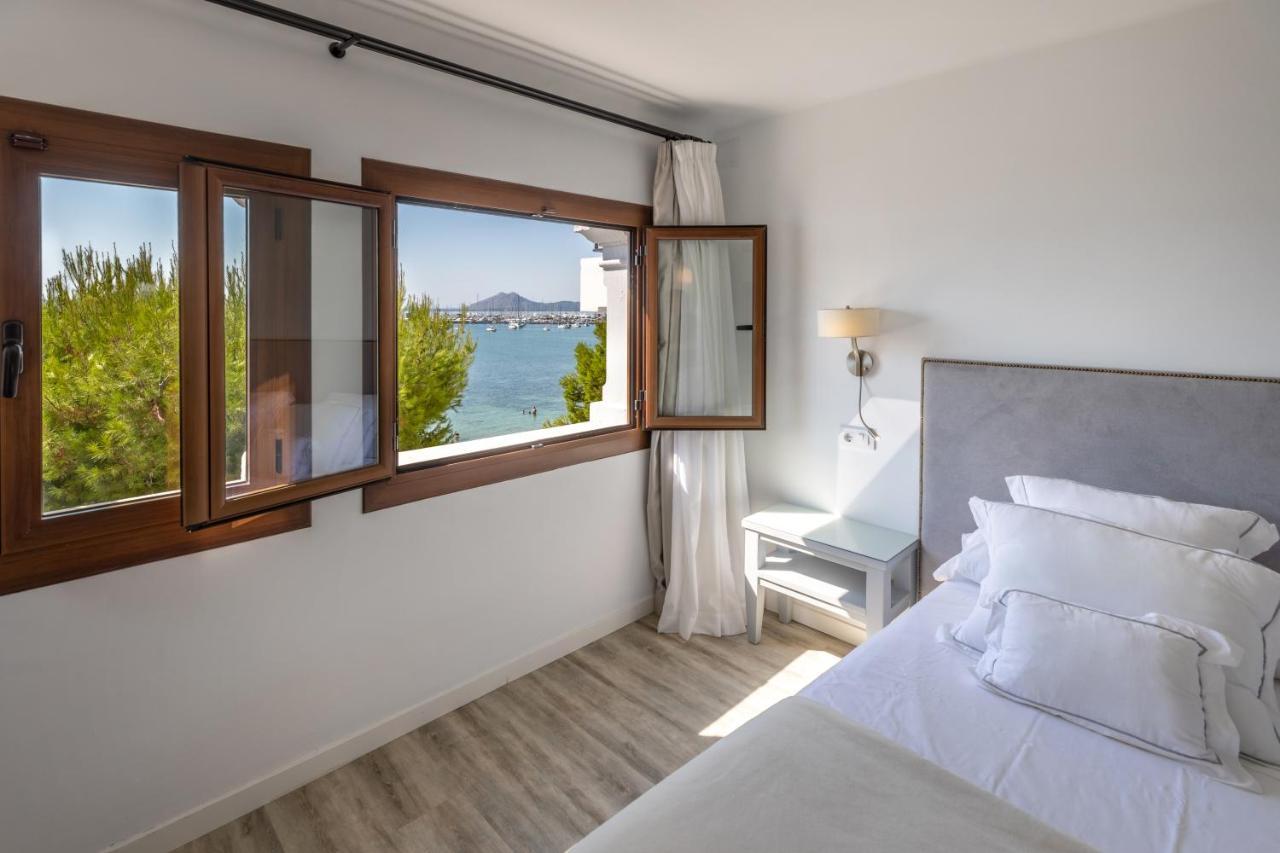 Double or Twin Room Sea View