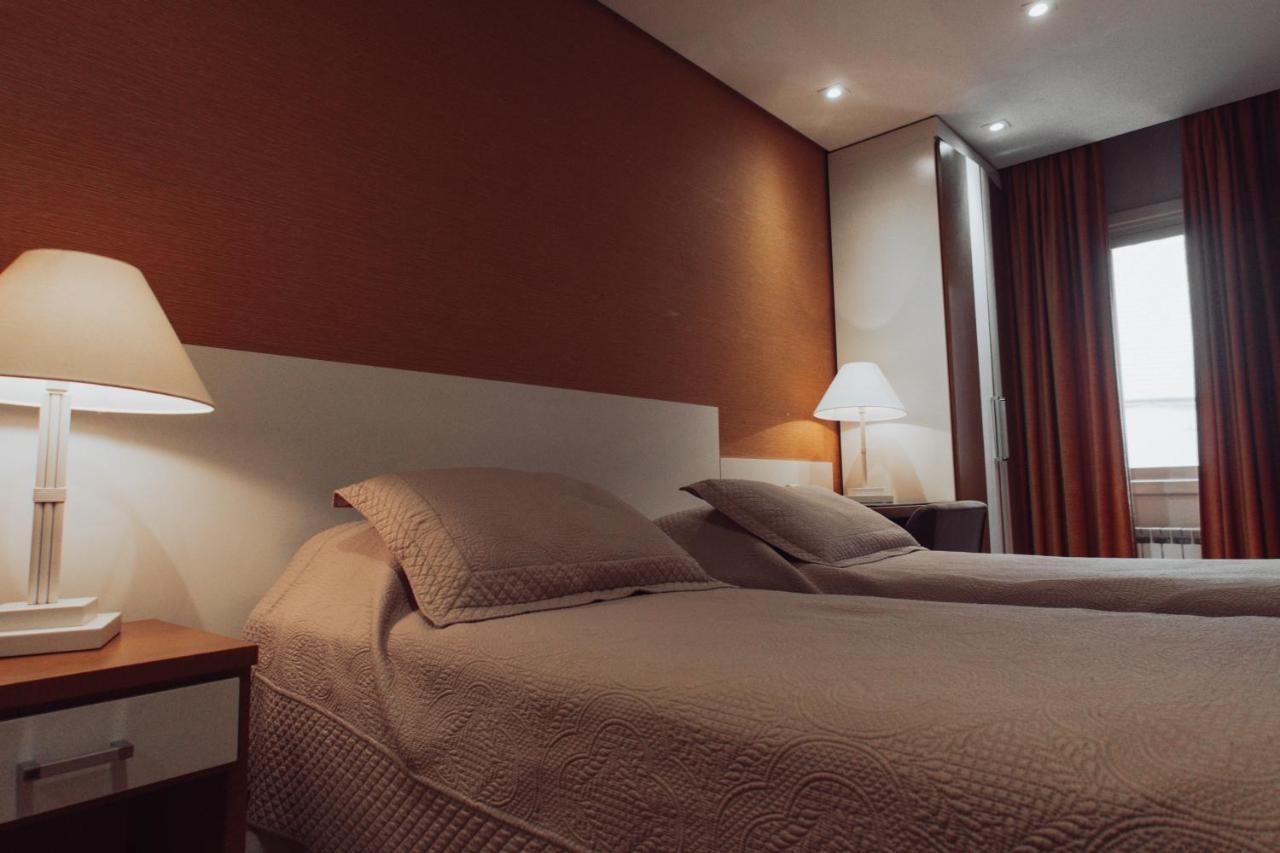 Deluxe Double or Twin Room,1263292669:JPEG